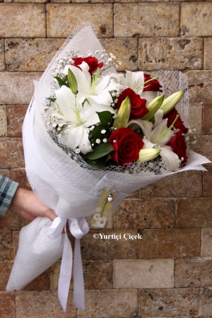 Lilies and Red Roses Bouquet - 1