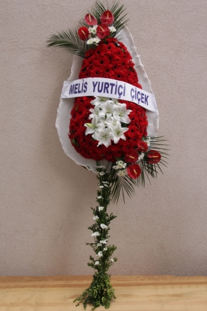 Special Red - White Flowers Standing Wreath
